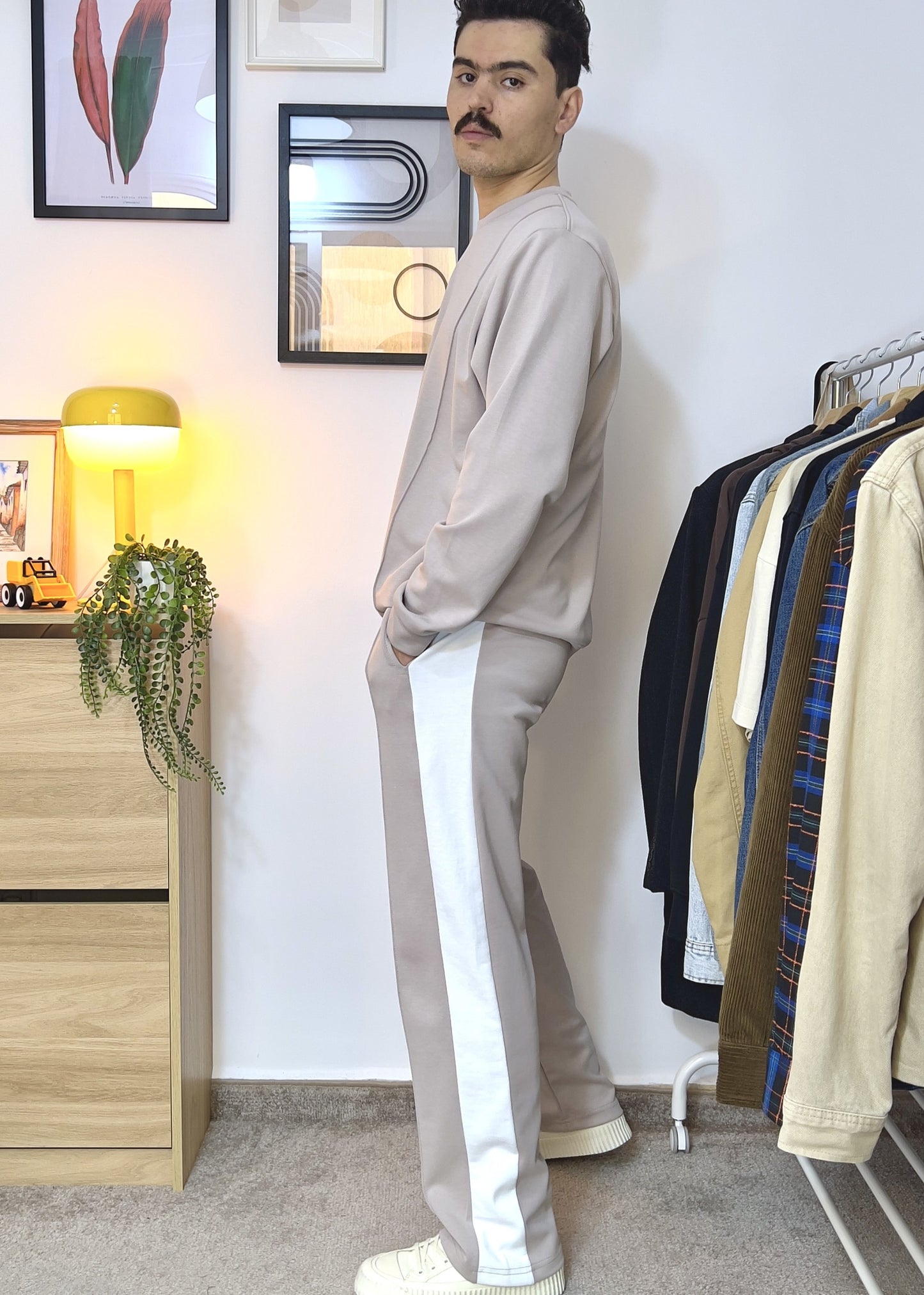 Pantalon et Sweat coupe oversize avec bande et pli en coton lourd 320 GSM