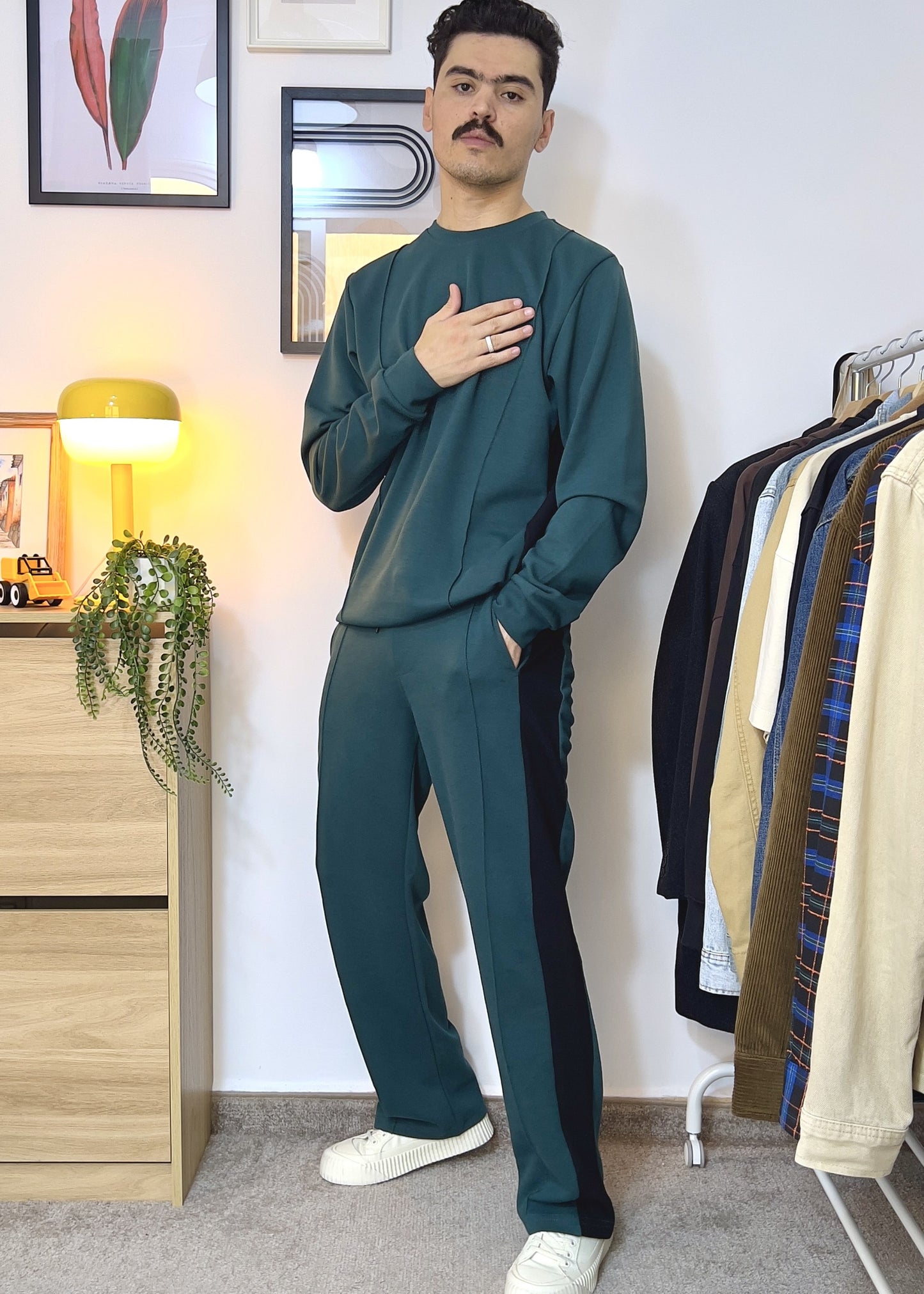 Pantalon et Sweat coupe oversize avec bande et pli en coton lourd 320 GSM
