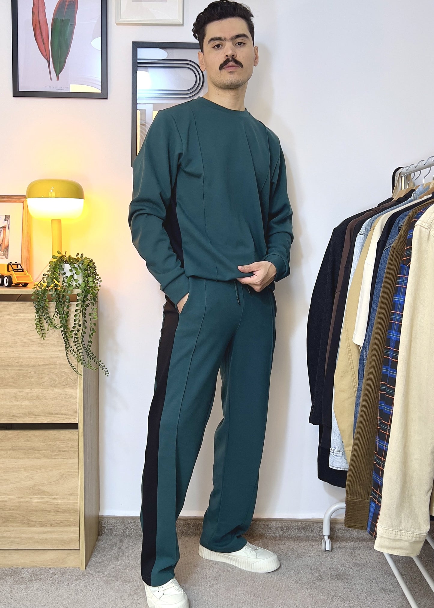 Pantalon et Sweat coupe oversize avec bande et pli en coton lourd 320 GSM